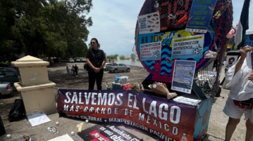 Lake Chapala activists protest water extraction plans on World Environment Day